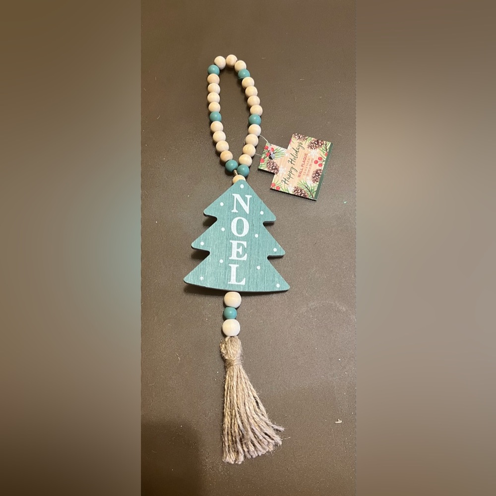 Christmas Noel Small Wooden Circle Garland